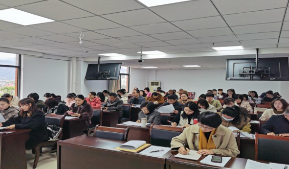 辨明途以力行，逐远山而奋进——仙游县教师进修学校召开2025年春季小学语文、英语学科教学质量分析会 